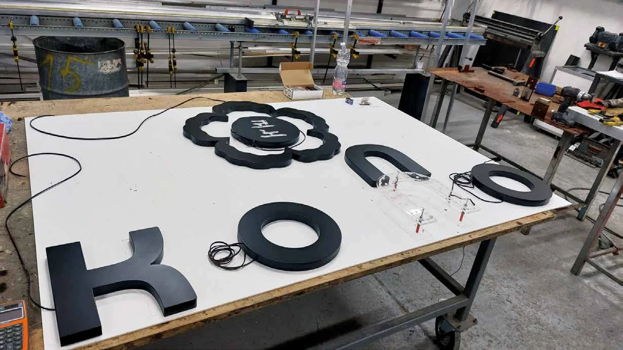 Outdoor Werbung - Seite 16